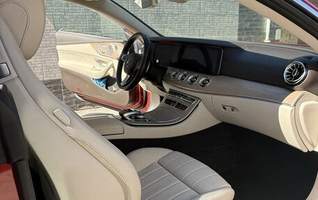 Mercedes-Benz E-Класс, 2017 год, 4 999 000 рублей, 10 фотография