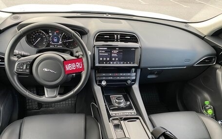 Jaguar F-Pace, 2020 год, 3 750 000 рублей, 15 фотография