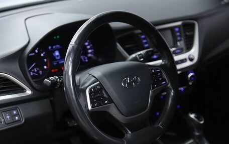 Hyundai Solaris II рестайлинг, 2018 год, 1 090 000 рублей, 12 фотография