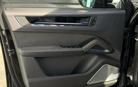 Porsche Cayenne III, 2024 год, 24 900 000 рублей, 10 фотография