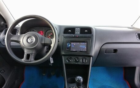 Volkswagen Polo VI (EU Market), 2012 год, 622 000 рублей, 11 фотография