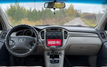 Toyota Highlander III, 2003 год, 820 000 рублей, 5 фотография