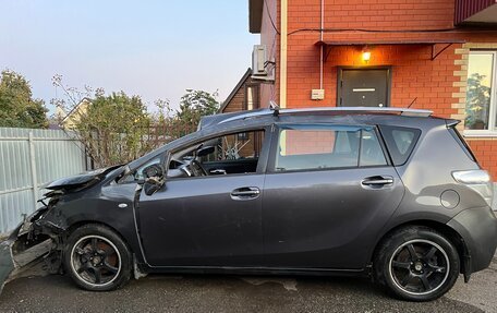 Toyota Verso I, 2011 год, 400 000 рублей, 27 фотография