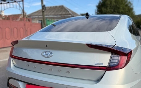 Hyundai Sonata VIII, 2020 год, 2 050 000 рублей, 5 фотография