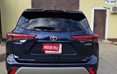 Toyota Highlander, 2022 год, 4 650 000 рублей, 5 фотография