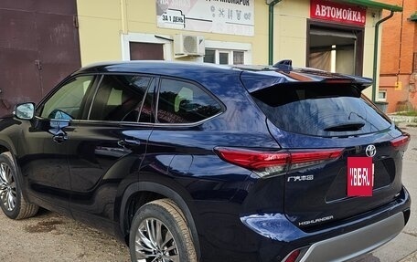 Toyota Highlander, 2022 год, 4 650 000 рублей, 4 фотография