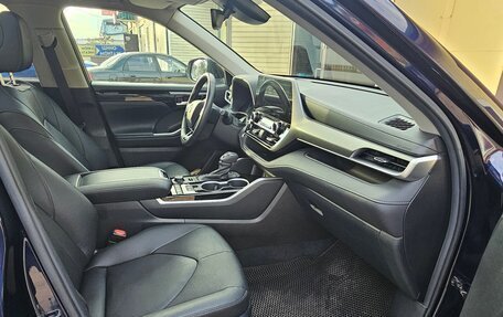 Toyota Highlander, 2022 год, 4 650 000 рублей, 9 фотография
