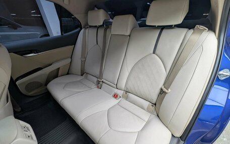 Toyota Camry, 2021 год, 2 799 000 рублей, 8 фотография