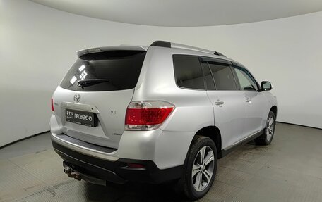 Toyota Highlander III, 2010 год, 1 820 000 рублей, 6 фотография