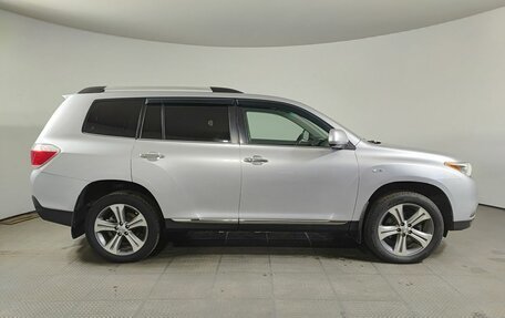 Toyota Highlander III, 2010 год, 1 820 000 рублей, 5 фотография