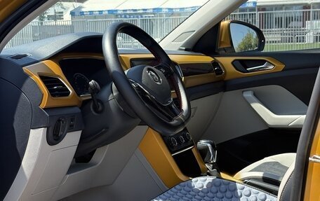 Volkswagen T-Cross I, 2022 год, 2 000 000 рублей, 7 фотография