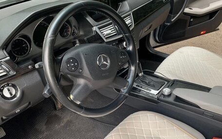 Mercedes-Benz E-Класс, 2010 год, 1 200 000 рублей, 10 фотография