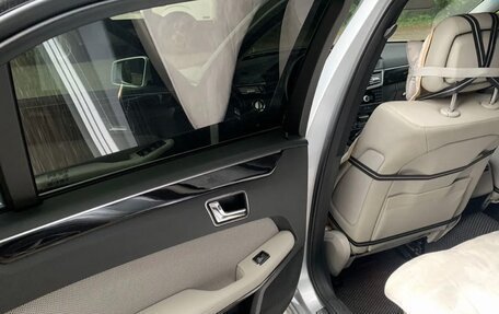 Mercedes-Benz E-Класс, 2010 год, 1 200 000 рублей, 11 фотография