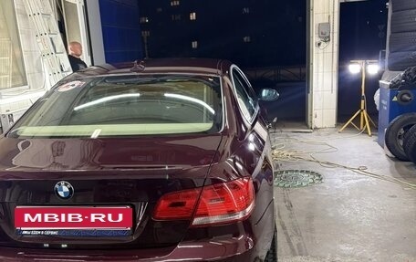 BMW 3 серия, 2007 год, 1 600 000 рублей, 10 фотография