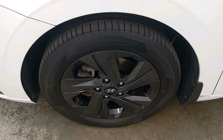 Hyundai Elantra, 2022 год, 1 814 500 рублей, 13 фотография