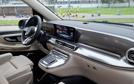 Mercedes-Benz V-Класс, 2026 год, 16 700 000 рублей, 25 фотография