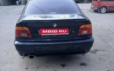 BMW 5 серия, 2003 год, 650 000 рублей, 5 фотография