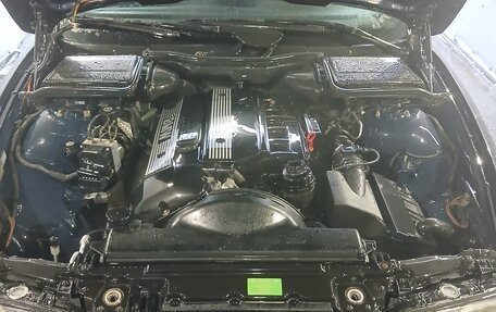 BMW 5 серия, 2003 год, 650 000 рублей, 8 фотография