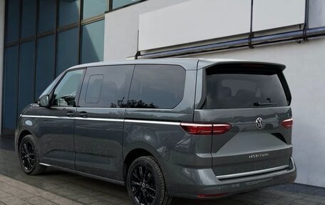 Volkswagen Multivan, 2023 год, 5 500 000 рублей, 2 фотография