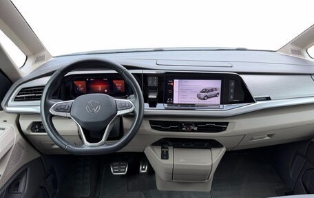 Volkswagen Multivan, 2023 год, 5 500 000 рублей, 9 фотография
