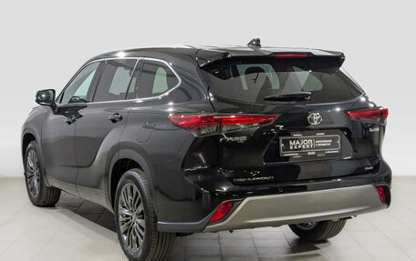 Toyota Highlander, 2026 год, 5 650 000 рублей, 7 фотография