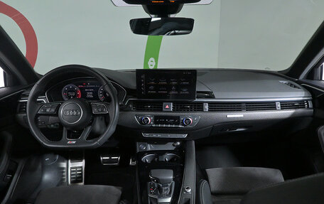 Audi A4, 2019 год, 3 690 000 рублей, 8 фотография