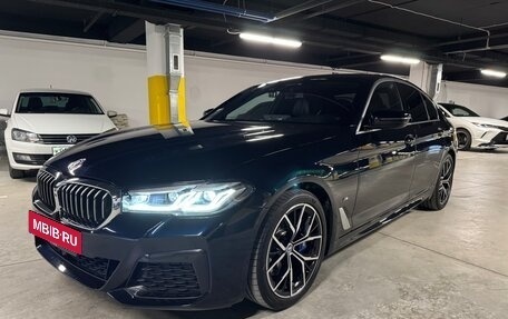 BMW 5 серия, 2022 год, 5 350 000 рублей, 2 фотография