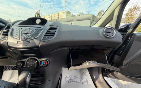Ford Fiesta, 2016 год, 870 000 рублей, 13 фотография