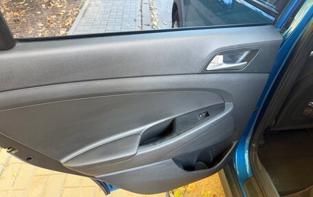 Hyundai Tucson III, 2018 год, 2 350 000 рублей, 12 фотография