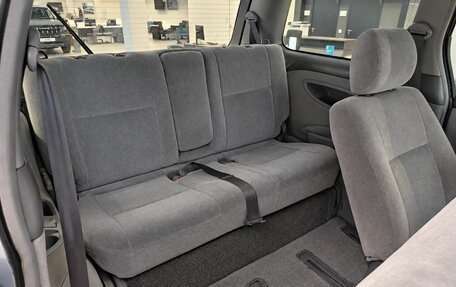 Toyota Avensis III рестайлинг, 2007 год, 579 000 рублей, 13 фотография