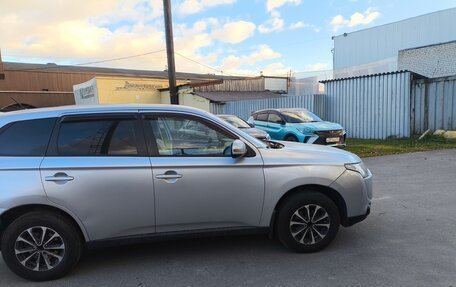 Mitsubishi Outlander III рестайлинг 3, 2012 год, 1 020 000 рублей, 4 фотография
