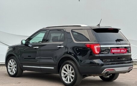 Ford Explorer VI, 2017 год, 2 200 000 рублей, 6 фотография