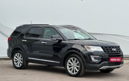 Ford Explorer VI, 2017 год, 2 200 000 рублей, 5 фотография