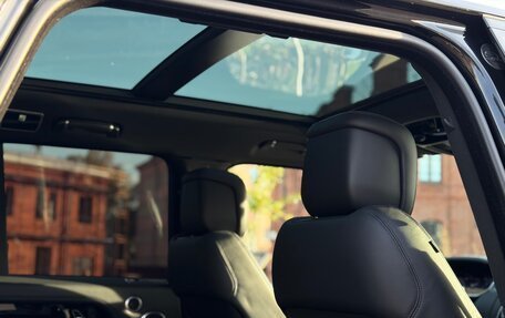 Land Rover Range Rover IV рестайлинг, 2018 год, 8 000 000 рублей, 23 фотография
