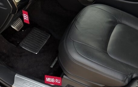 Land Rover Range Rover IV рестайлинг, 2018 год, 8 000 000 рублей, 24 фотография