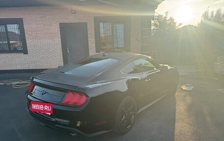 Ford Mustang VI рестайлинг, 2020 год, 2 400 000 рублей, 4 фотография