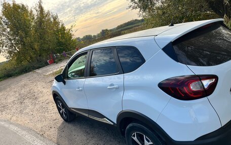 Renault Kaptur I рестайлинг, 2018 год, 890 000 рублей, 3 фотография