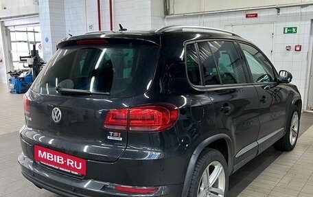 Volkswagen Tiguan I, 2016 год, 1 590 000 рублей, 2 фотография