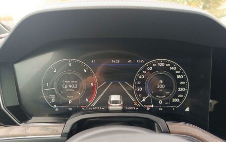 Volkswagen Touareg III, 2021 год, 6 090 000 рублей, 7 фотография