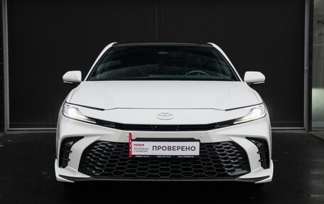 Toyota Camry, 2025 год, 3 620 000 рублей, 2 фотография