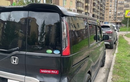 Honda Stepwgn IV, 2017 год, 1 750 000 рублей, 3 фотография