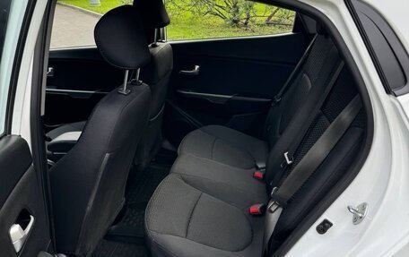 KIA Rio III рестайлинг, 2015 год, 950 000 рублей, 10 фотография