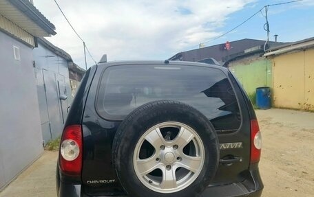 Chevrolet Niva I рестайлинг, 2009 год, 340 000 рублей, 4 фотография