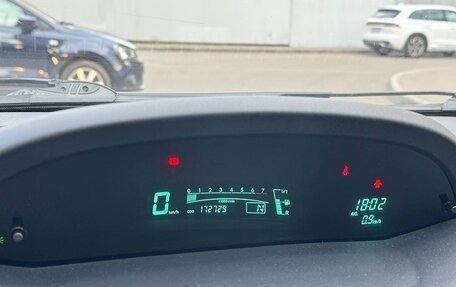 Toyota Yaris III рестайлинг, 2008 год, 670 000 рублей, 10 фотография