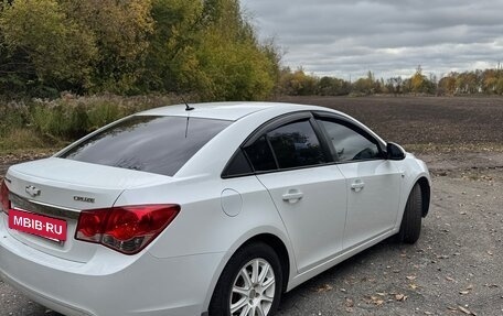 Chevrolet Cruze II, 2010 год, 500 000 рублей, 7 фотография