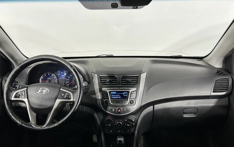 Hyundai Solaris II рестайлинг, 2014 год, 920 000 рублей, 17 фотография