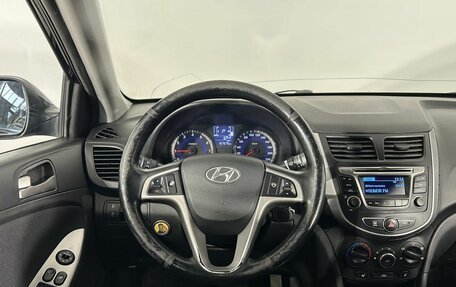 Hyundai Solaris II рестайлинг, 2014 год, 920 000 рублей, 16 фотография