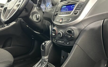 Hyundai Solaris II рестайлинг, 2014 год, 920 000 рублей, 21 фотография