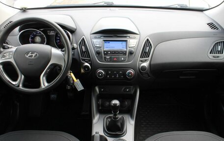 Hyundai ix35 I рестайлинг, 2015 год, 1 290 000 рублей, 13 фотография