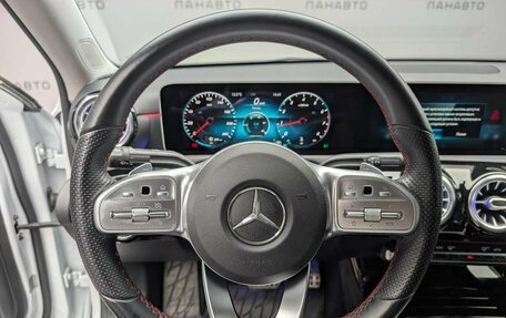 Mercedes-Benz A-Класс, 2019 год, 2 495 000 рублей, 9 фотография